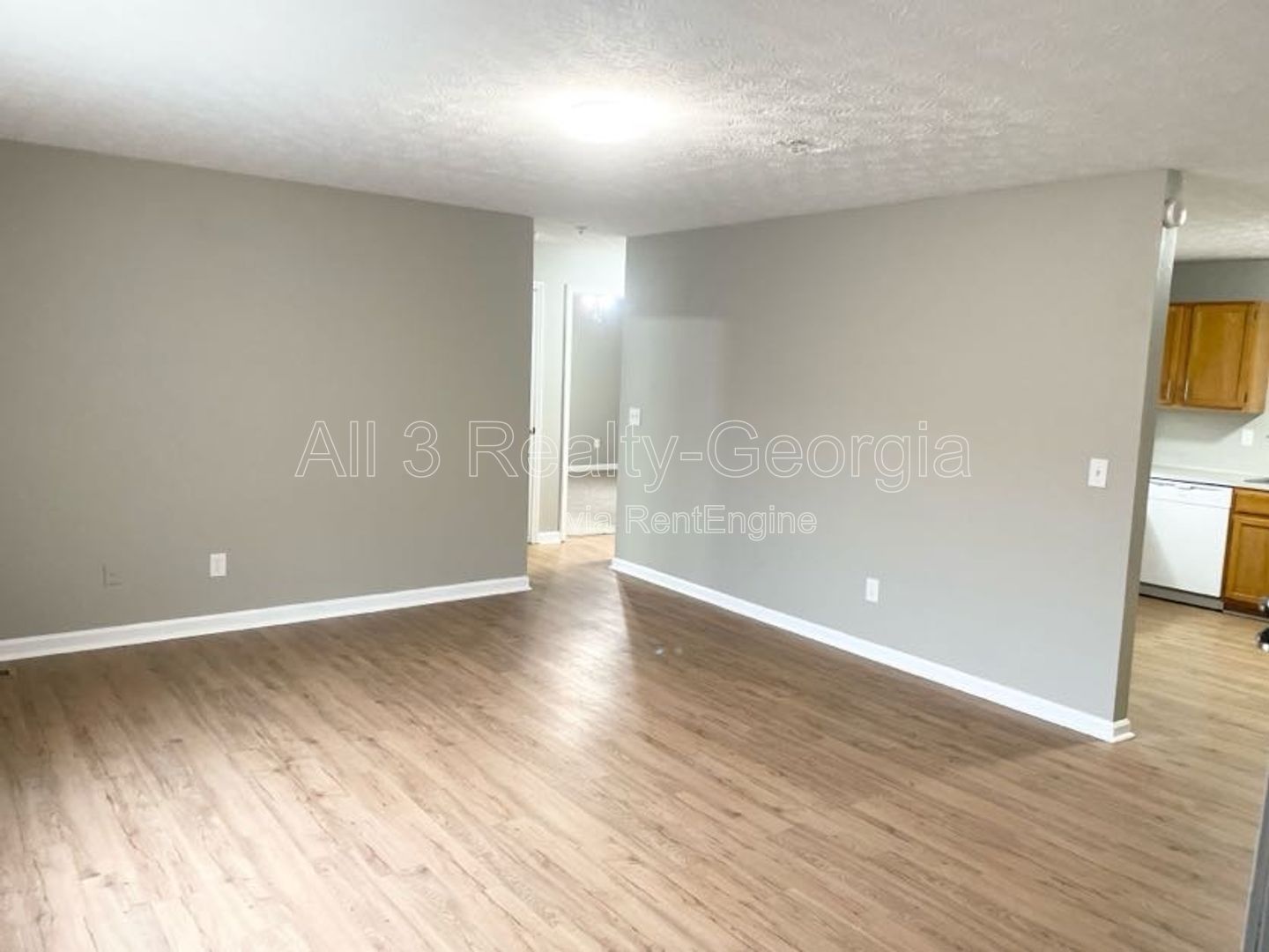 Welcome to 111 Burke Street – A Hidden Gem in Stockbridge! property image