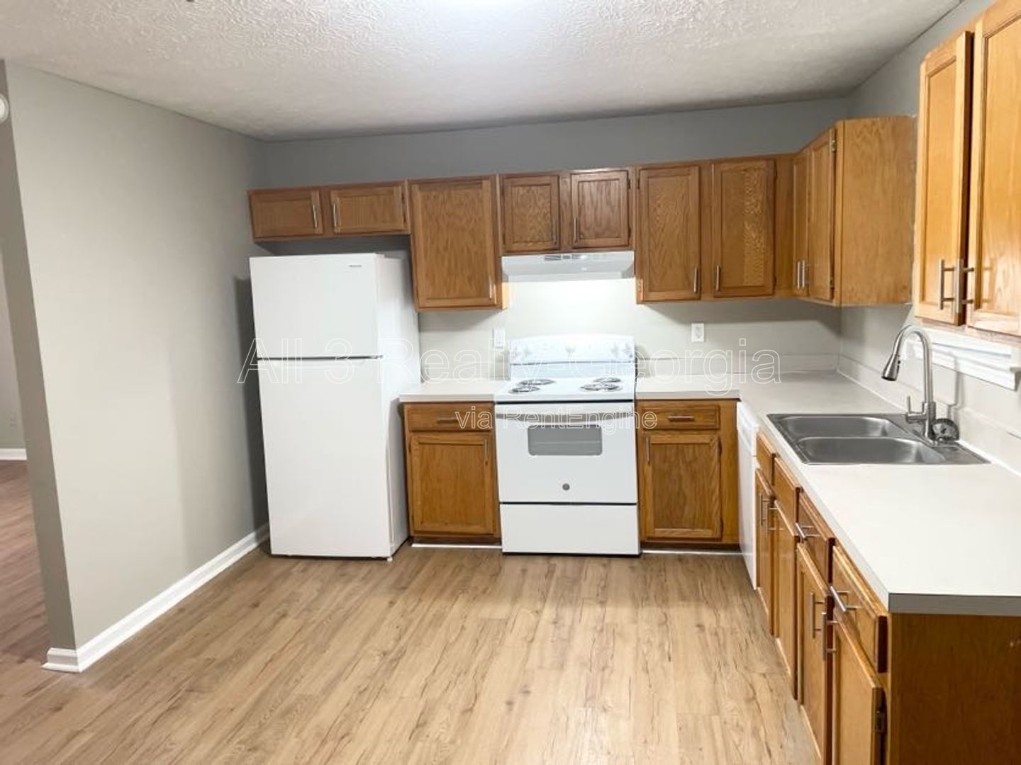 Welcome to 111 Burke Street – A Hidden Gem in Stockbridge! property image