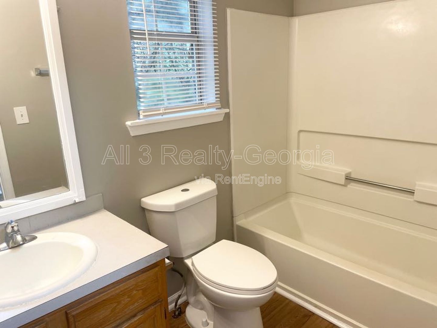 Welcome to 111 Burke Street – A Hidden Gem in Stockbridge! property image