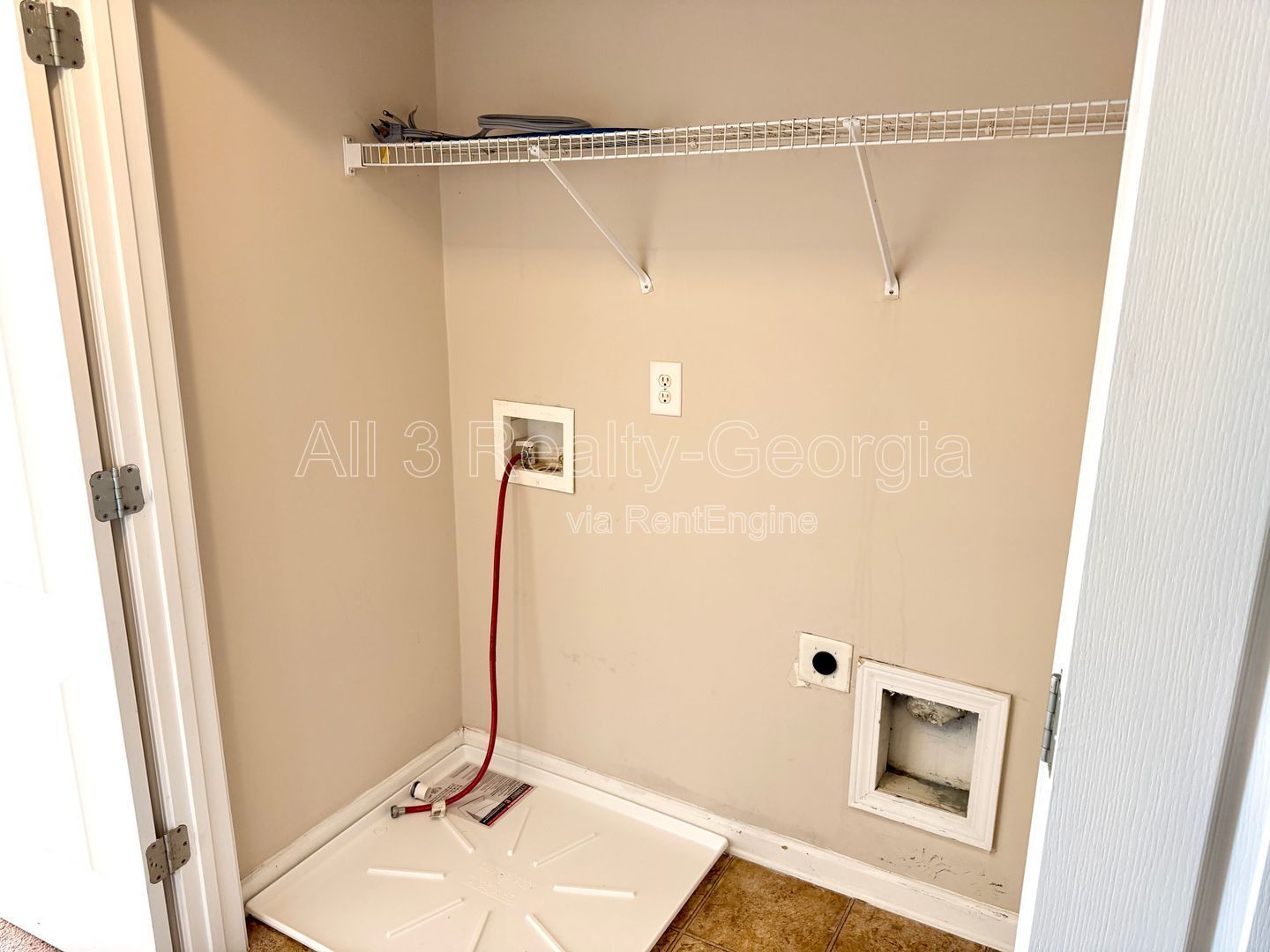 Welcome to this charming 2-bedroom, 2-bathroom corner townhome located in the vibrant community of College Park, GA. property image