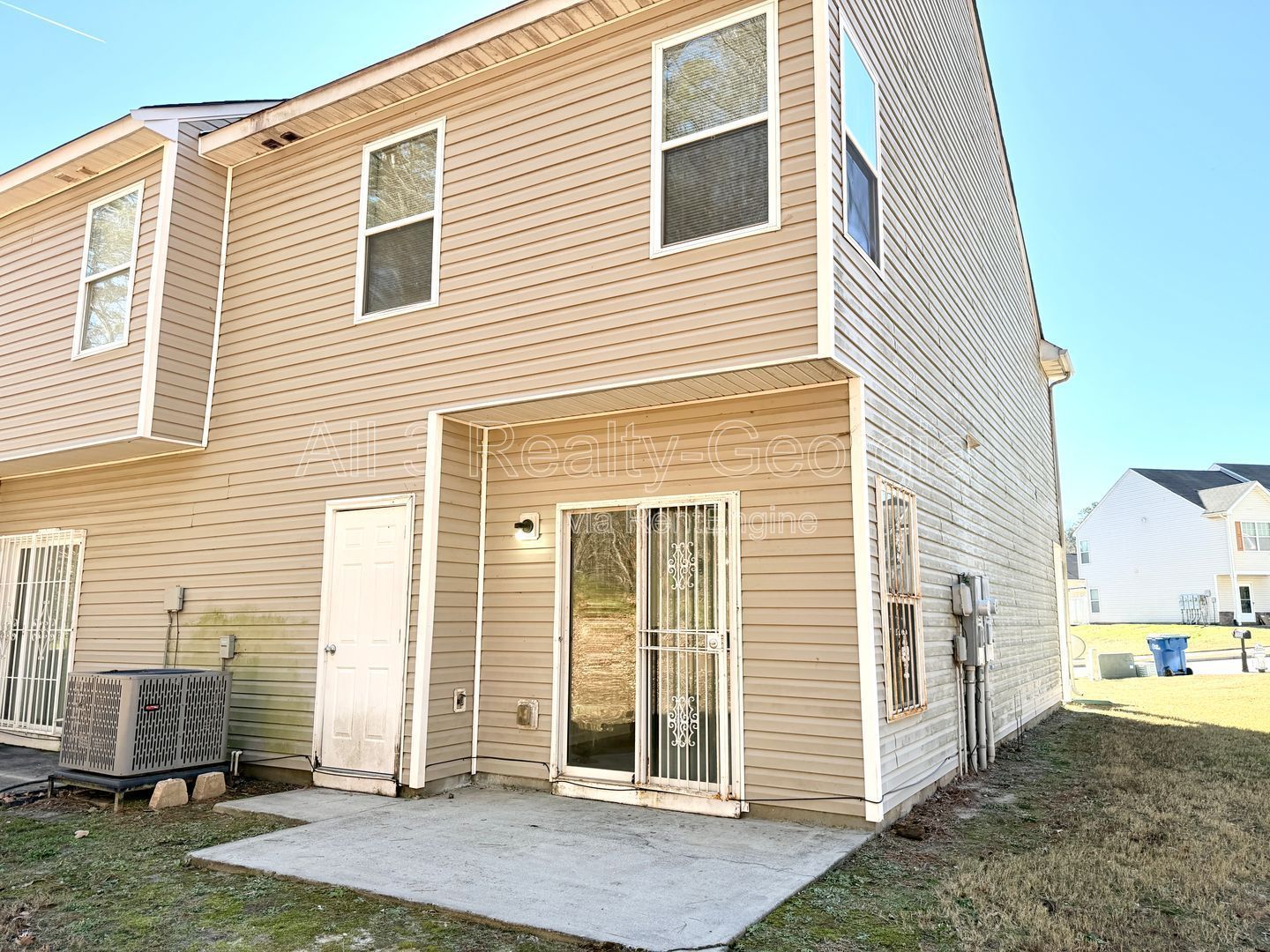 Welcome to this charming 2-bedroom, 2-bathroom corner townhome located in the vibrant community of College Park, GA. property image