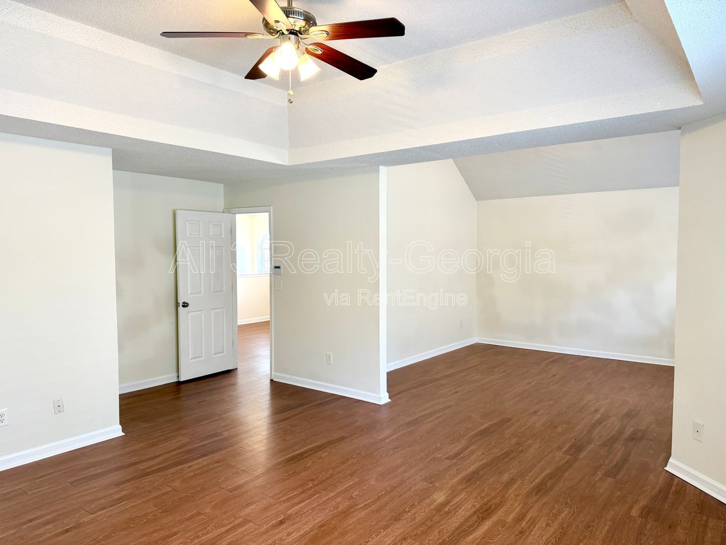 Welcome to this stunning 4-bedroom, 3-bathroom home located in the desirable Hampton, GA. property image