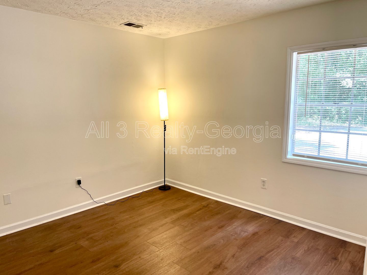 FIRST MONTHS FREE! property image