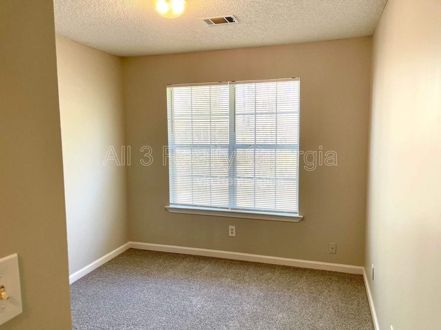 RENT SPECIAL: Move in by February 15th and receive a $250 Gift Card! property image