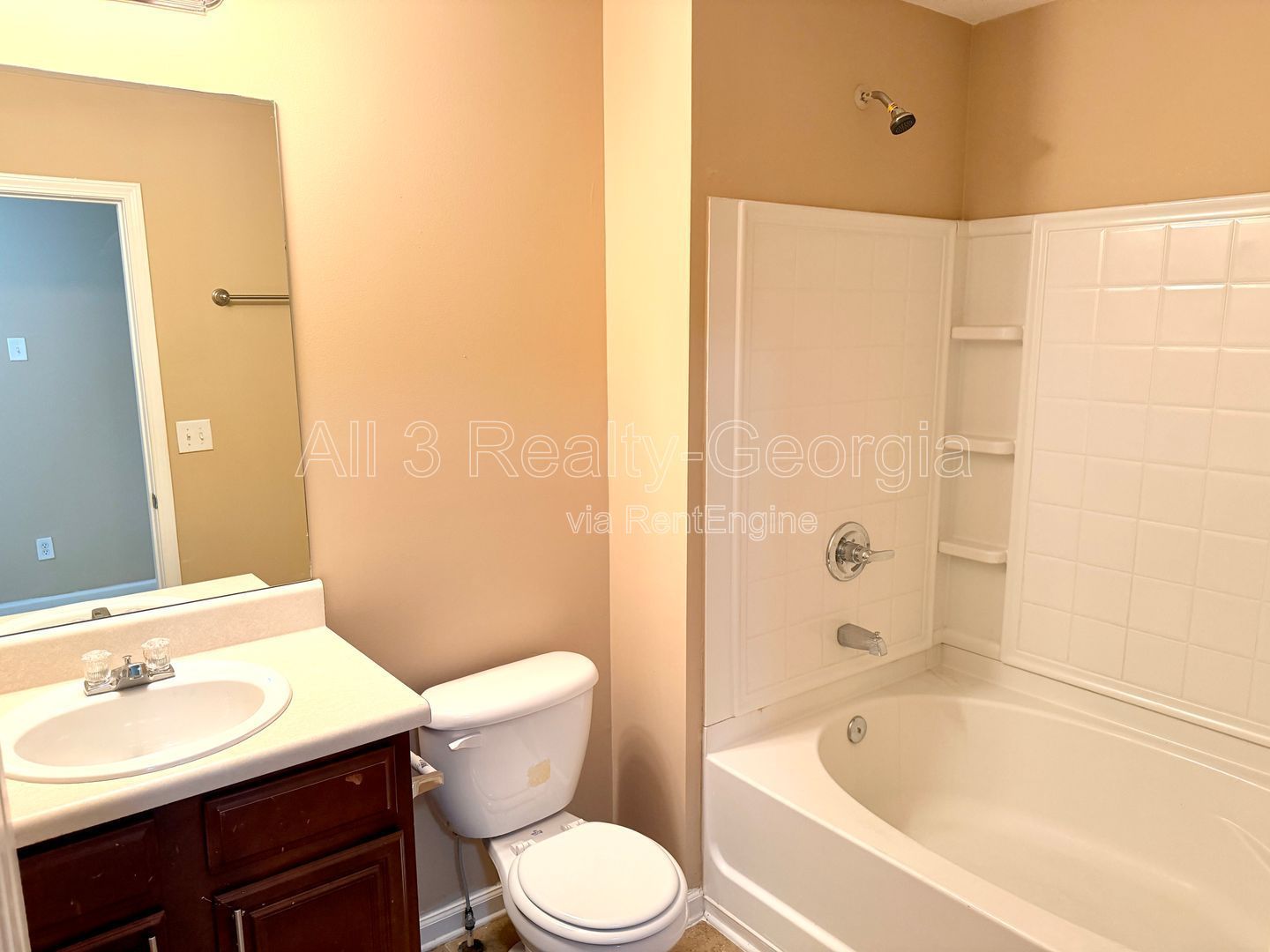 Welcome to this stunning 3-bedroom, 2.5-bathroom home located in the vibrant community of Lithonia, GA. property image