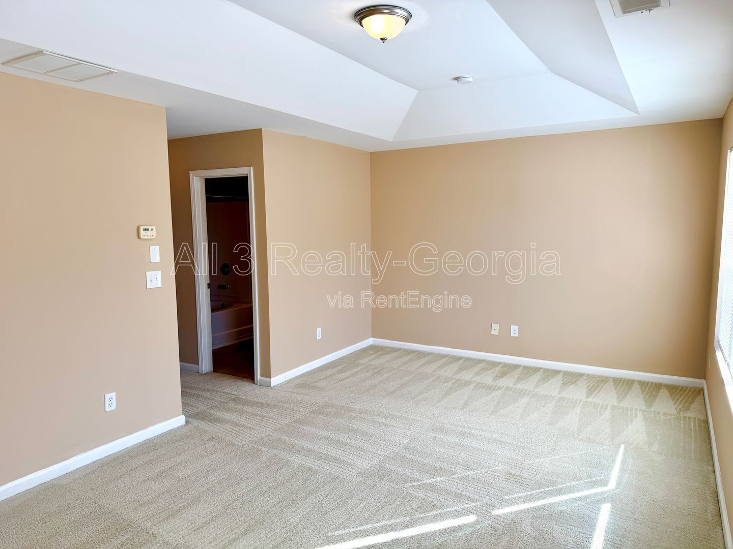Welcome to this stunning 3-bedroom, 2.5-bathroom home located in the vibrant community of Lithonia, GA. property image