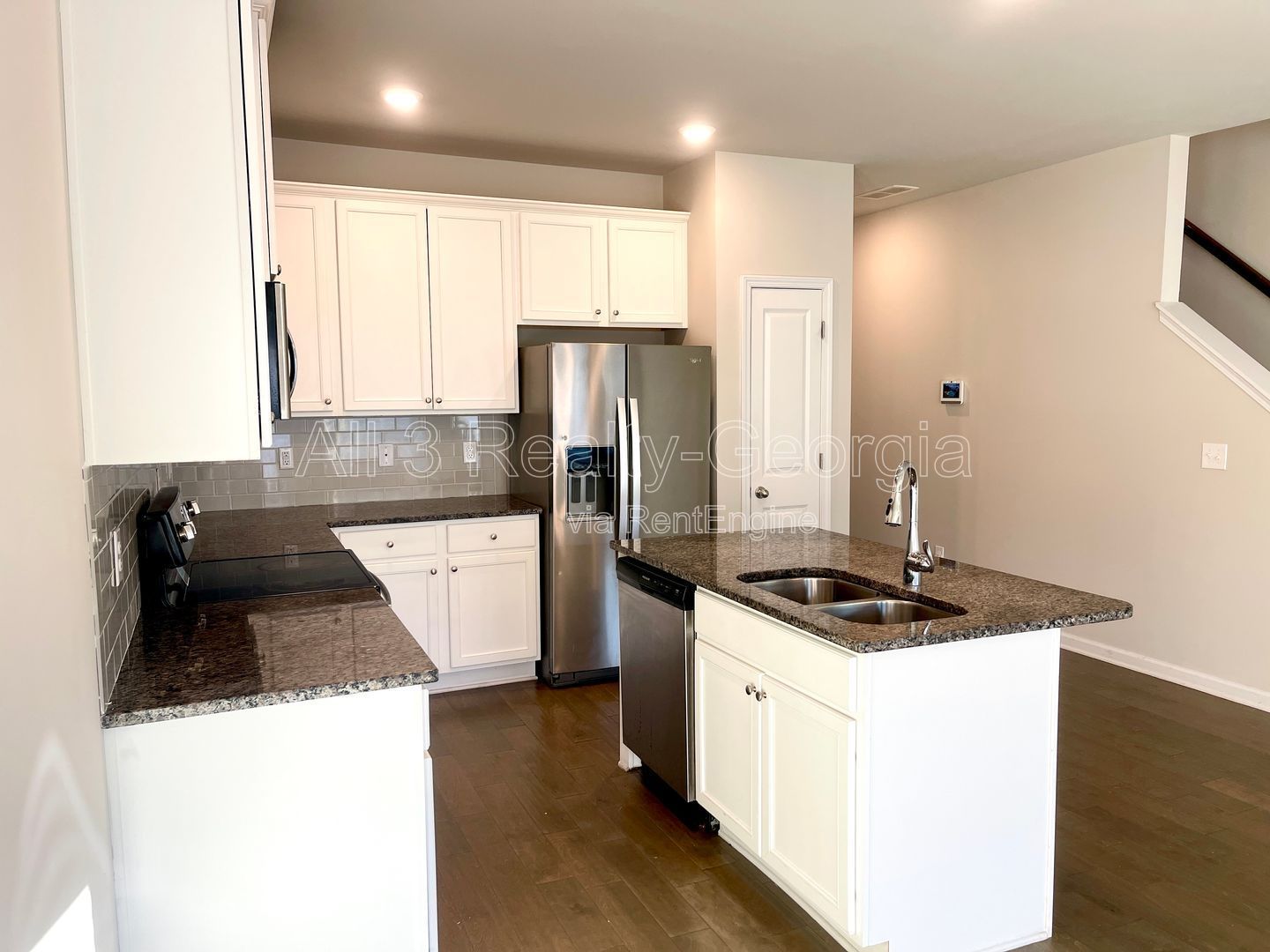 Welcome to this stunning 3-bedroom, 2.5-bathroom home located in the vibrant community of Lithonia, GA. property image