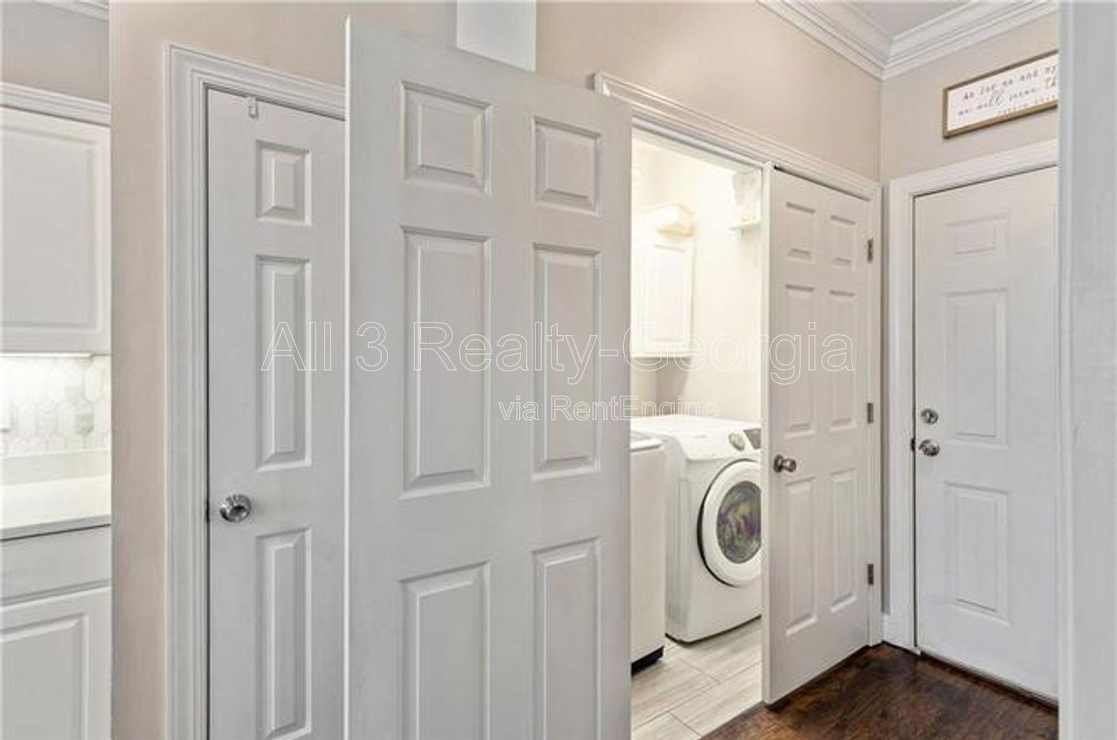 Welcome to this beautiful 4-bedroom, 3-bathroom home located in the charming Peachtree City, GA. property image