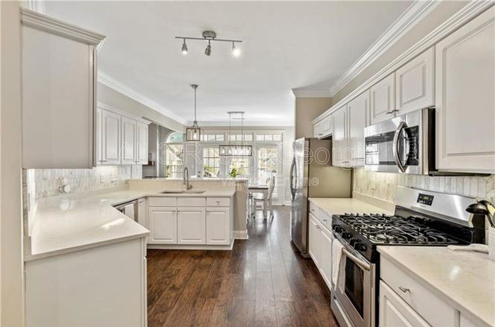 Welcome to this beautiful 4-bedroom, 3-bathroom home located in the charming Peachtree City, GA. property image