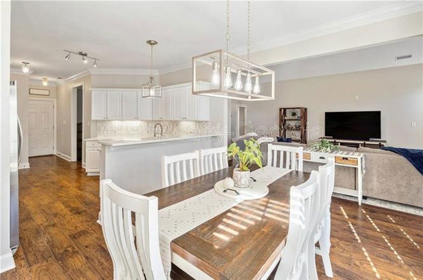 Welcome to this beautiful 4-bedroom, 3-bathroom home located in the charming Peachtree City, GA. property image