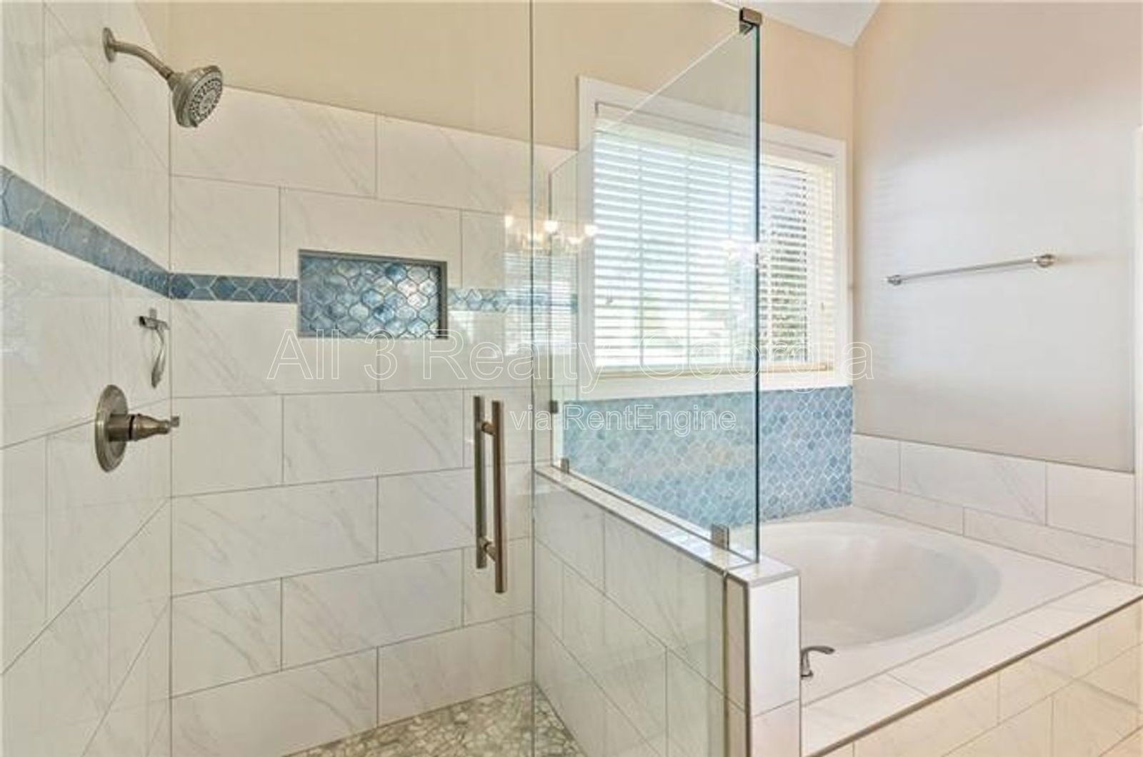 Welcome to this beautiful 4-bedroom, 3-bathroom home located in the charming Peachtree City, GA. property image