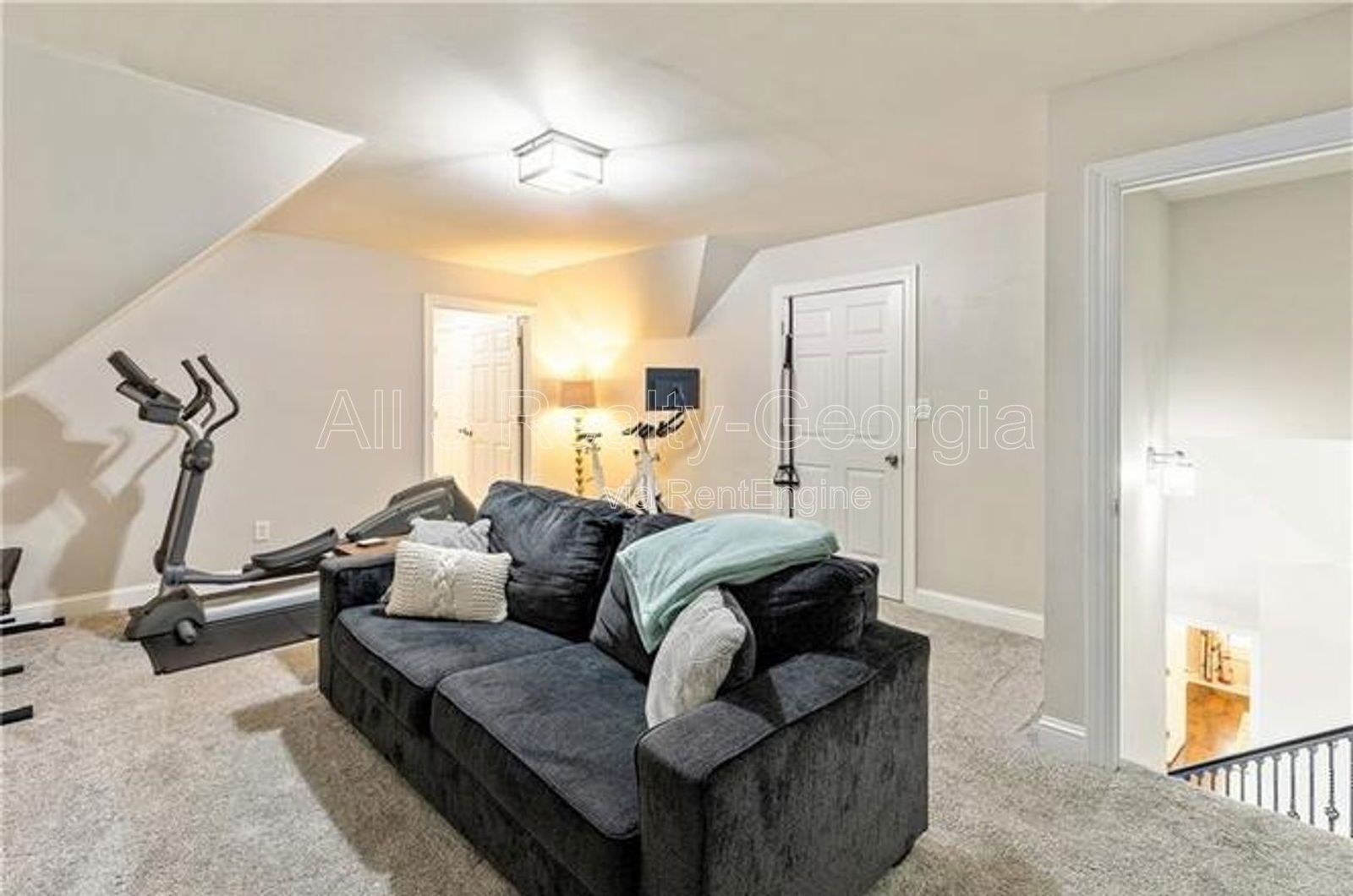 Welcome to this beautiful 4-bedroom, 3-bathroom home located in the charming Peachtree City, GA. property image