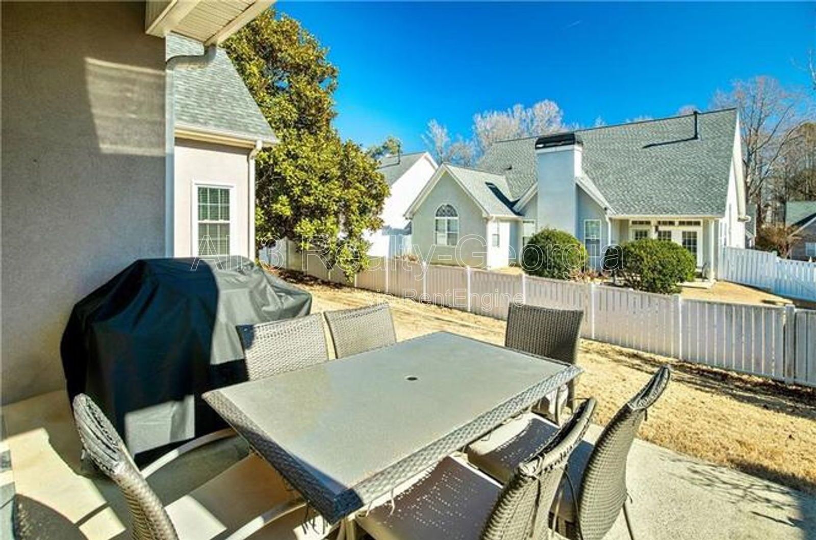 Welcome to this beautiful 4-bedroom, 3-bathroom home located in the charming Peachtree City, GA. property image