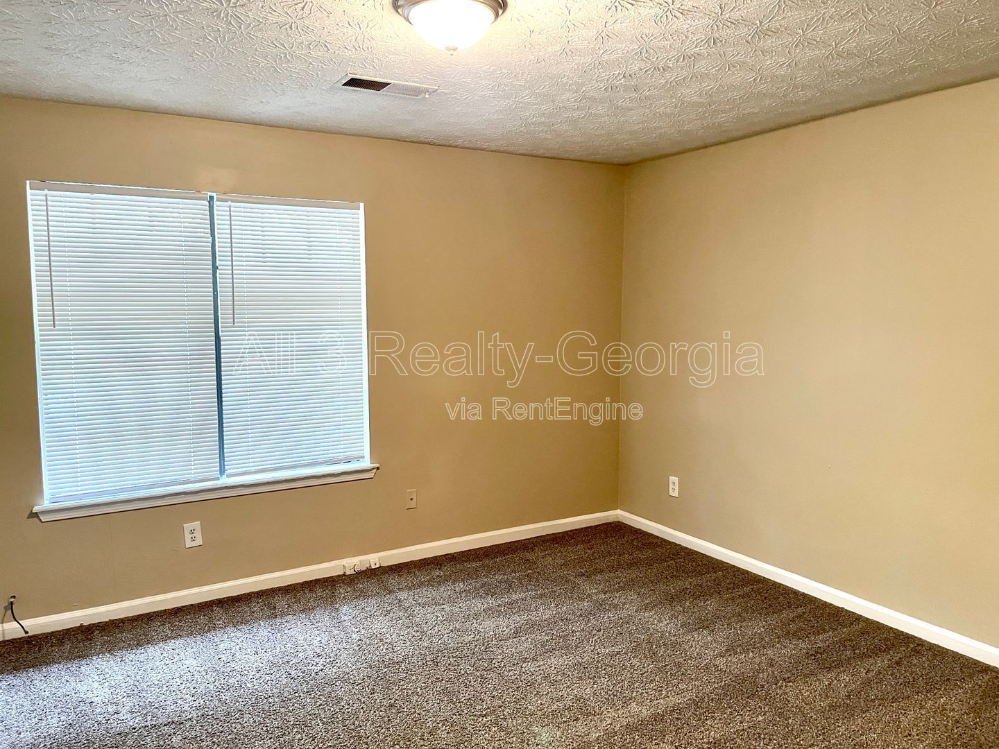 FIRST MONTHS FREE! Charming 2-Bedroom Townhome in Fayetteville, GA! property image