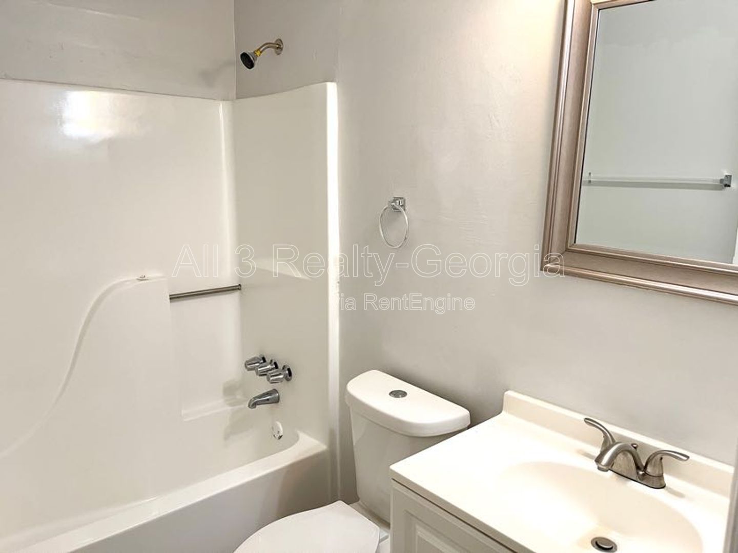 Welcome to this delightful 2-bedroom, 1-bathroom home in the charming city of McDonough, GA. LAWN INCLUDED! property image