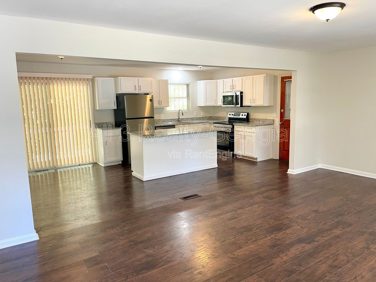 HALF OFF FIRST MONTH move-in on or before February 15t. Welcome to this stunning 4-bedroom, 2.5-bathroom home located in the vibrant community of College Park, GA. property image