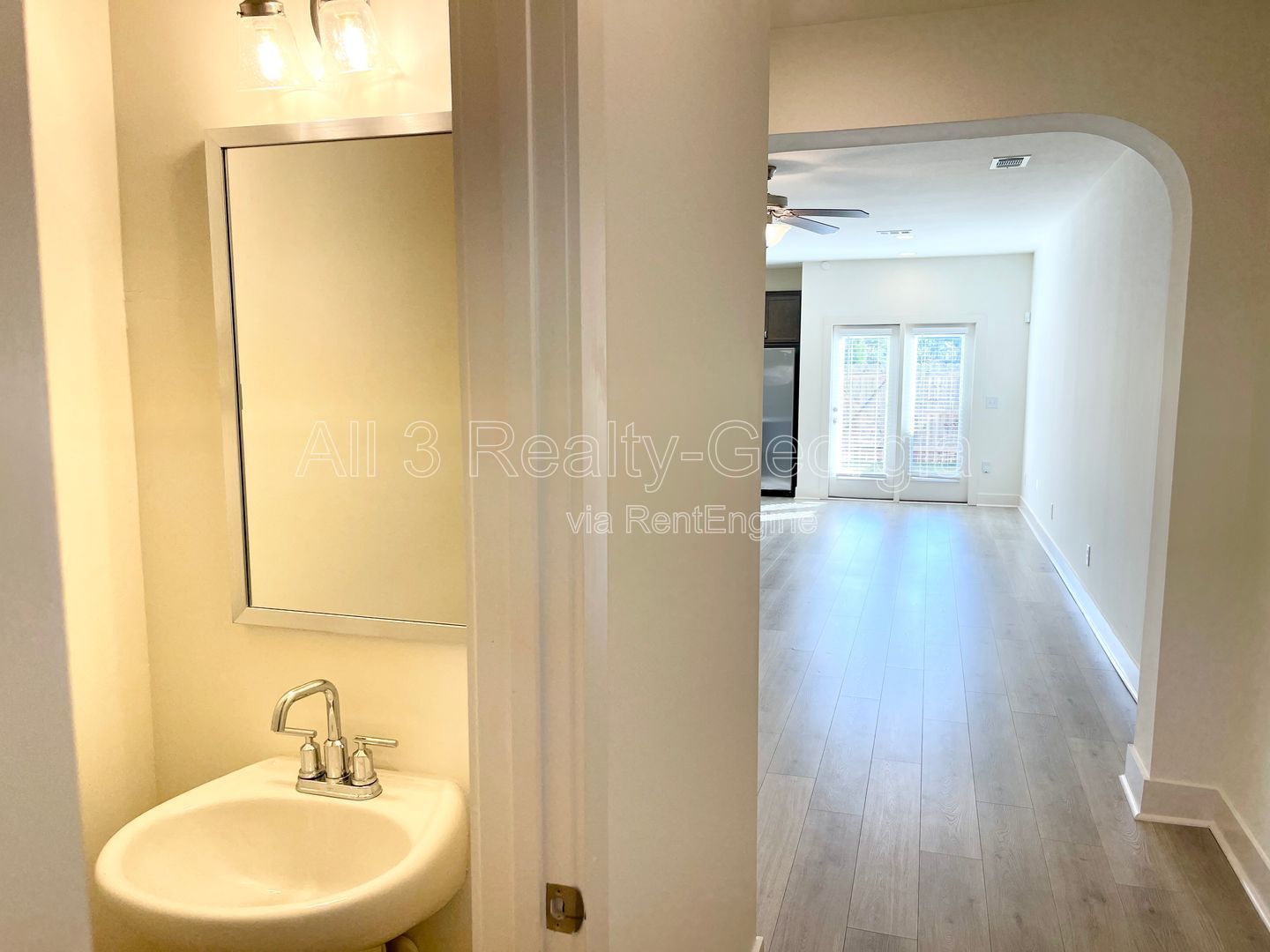 Welcome to this charming 3-bedroom, 2.5-bathroom home located in the vibrant community of Lithonia, GA. property image