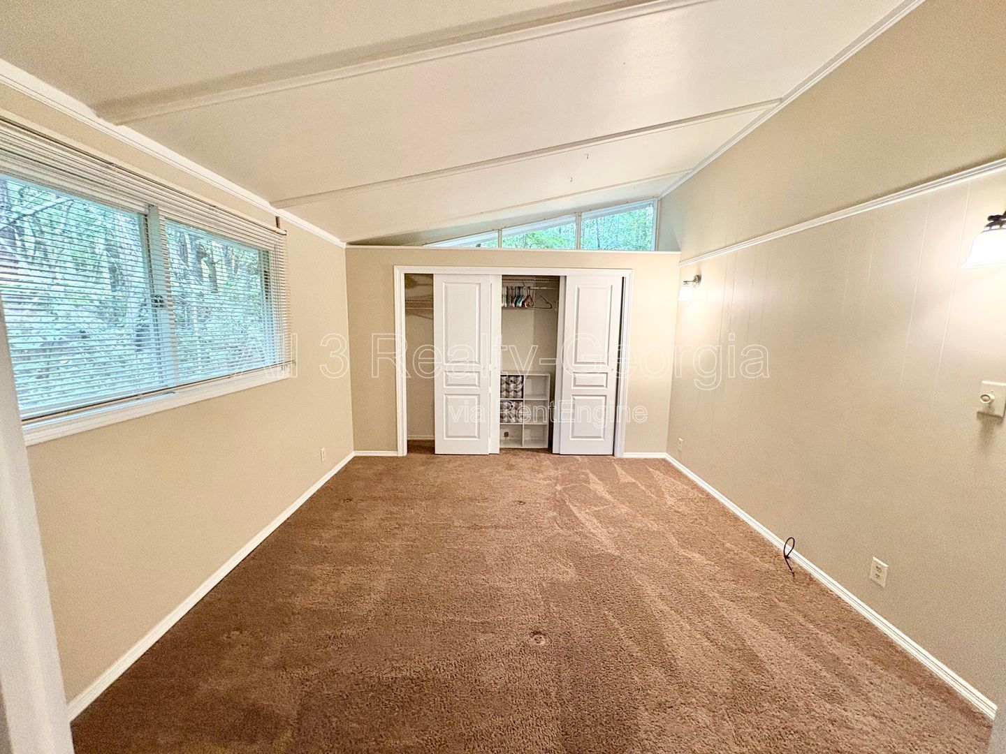 Special offer, Half off rent first month!!! Welcome to 435 Sherwood – A Rare Find in the Whitewater District! property image