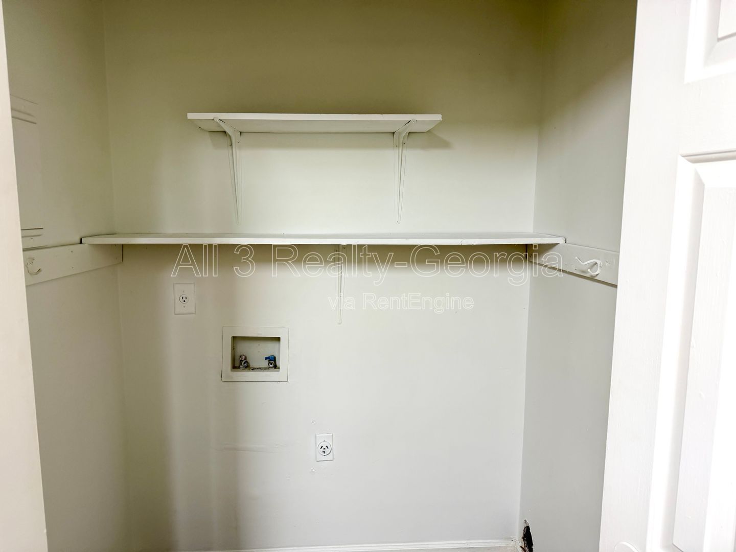 FIRST MONTHS FREE! property image