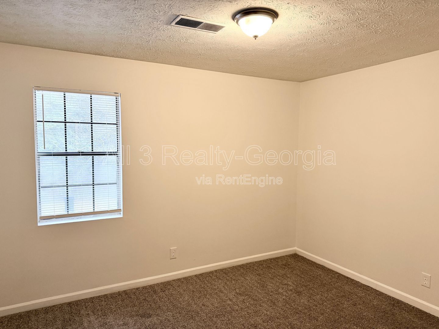 FIRST MONTHS FREE! property image
