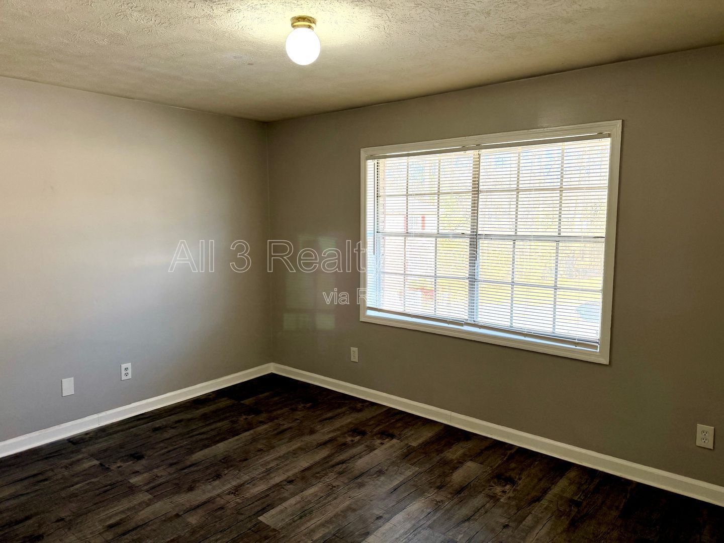 Welcome to this charming 2-bedroom, 1-bathroom home located in the vibrant community of Stockbridge, GA. Unit A-8 property image