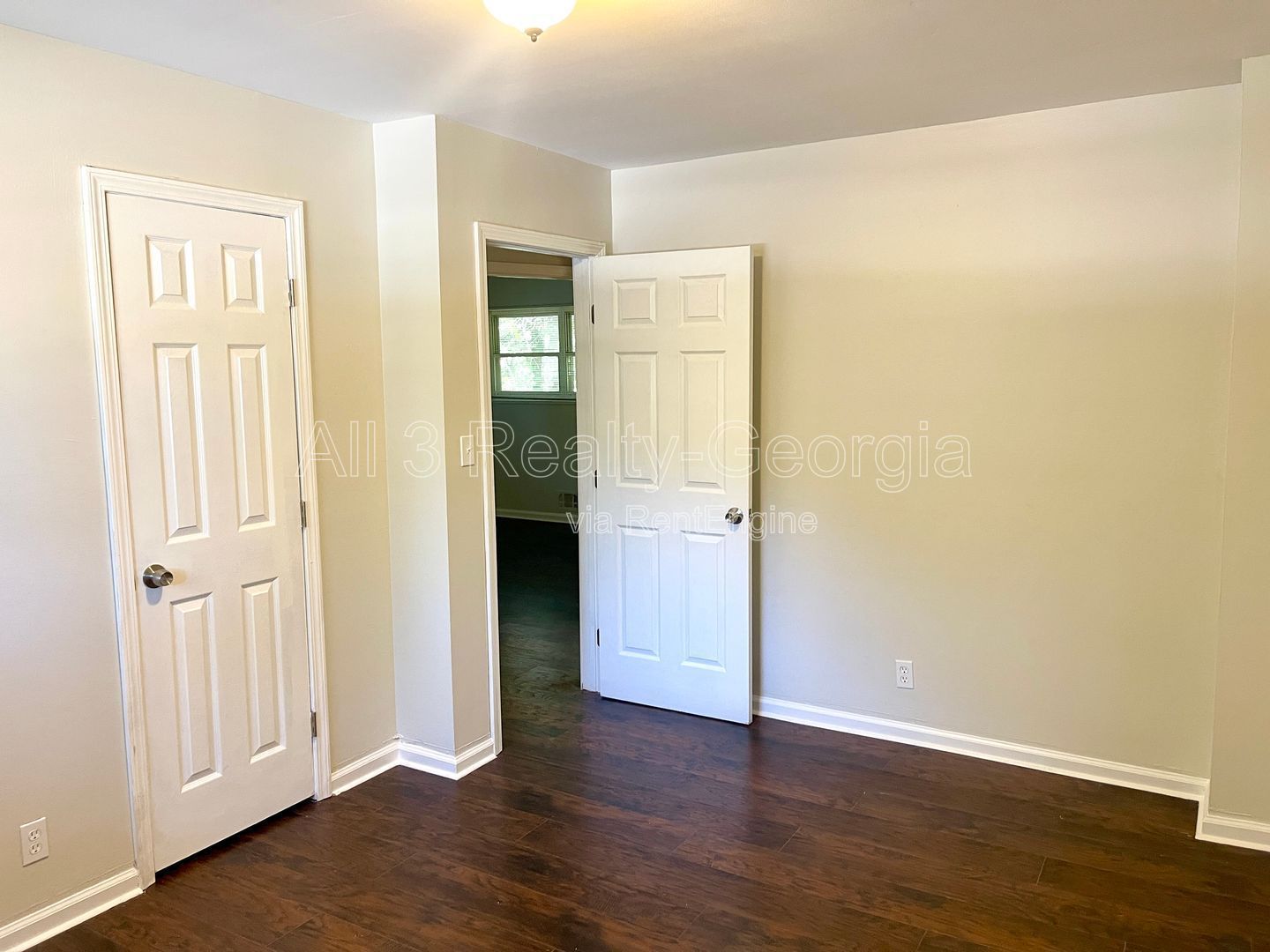 HALF OFF FIRST MONTH move-in on or before February 15t. Welcome to this stunning 4-bedroom, 2.5-bathroom home located in the vibrant community of College Park, GA. property image
