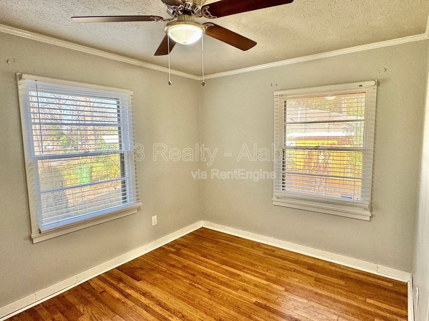 Inviting 3-Bedroom, 1.5-bath property image