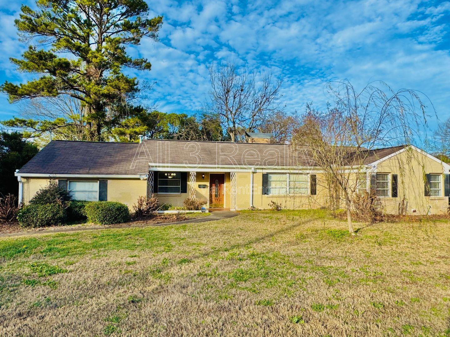 2 Bedroom with Endless Possibilities property image