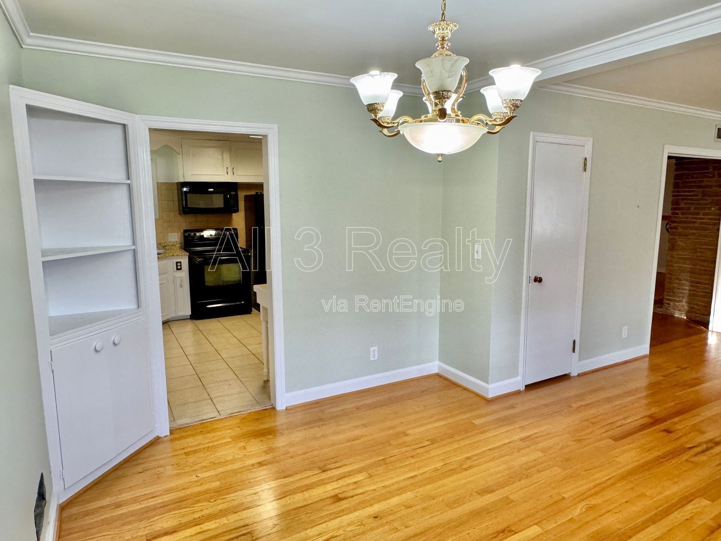 2 Bedroom with Endless Possibilities property image