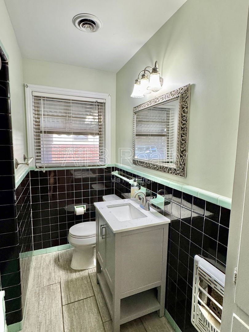 2 Bedroom with Endless Possibilities property image