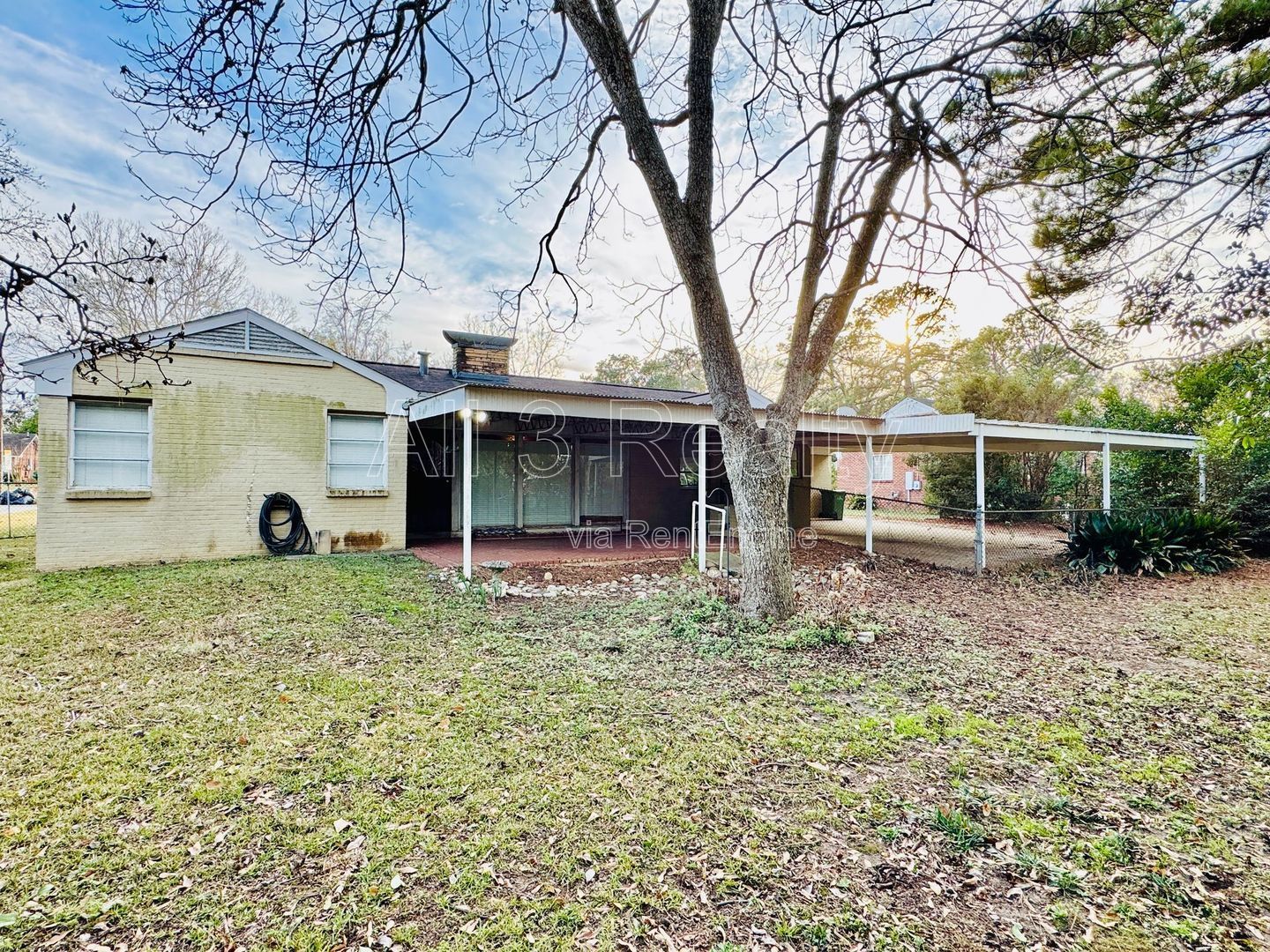 2 Bedroom with Endless Possibilities property image