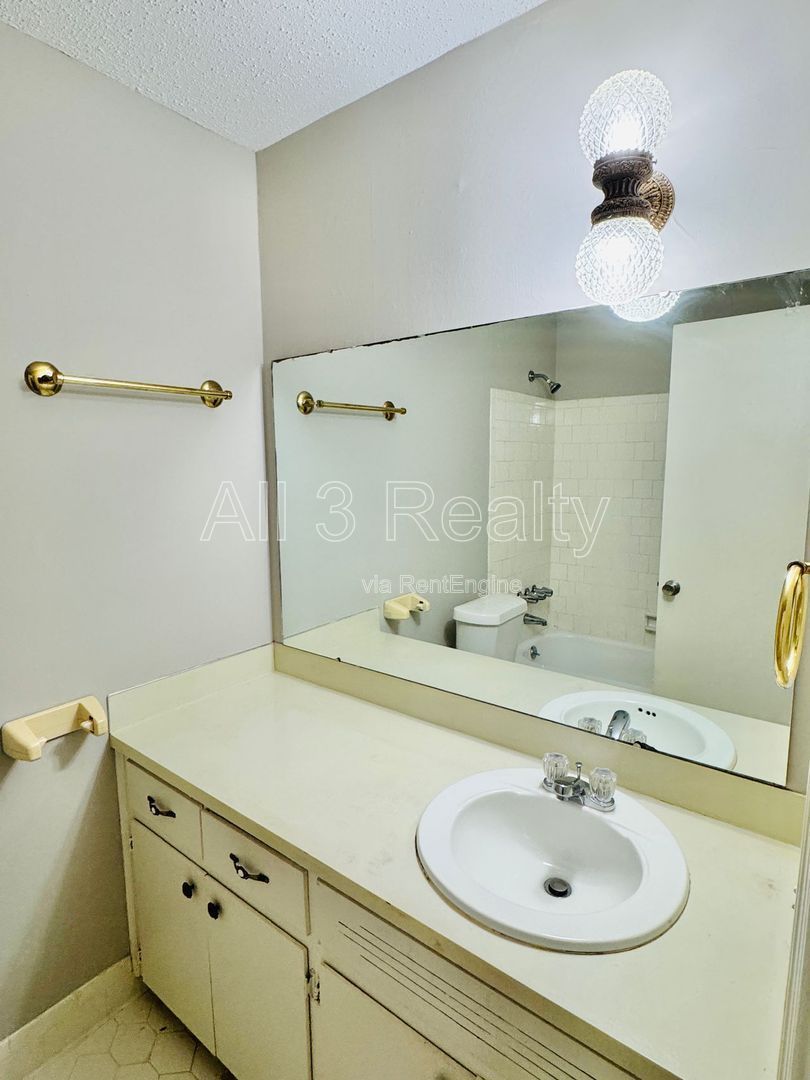 Charming 3-Bedroom Home with Plenty to Enjoy! property image