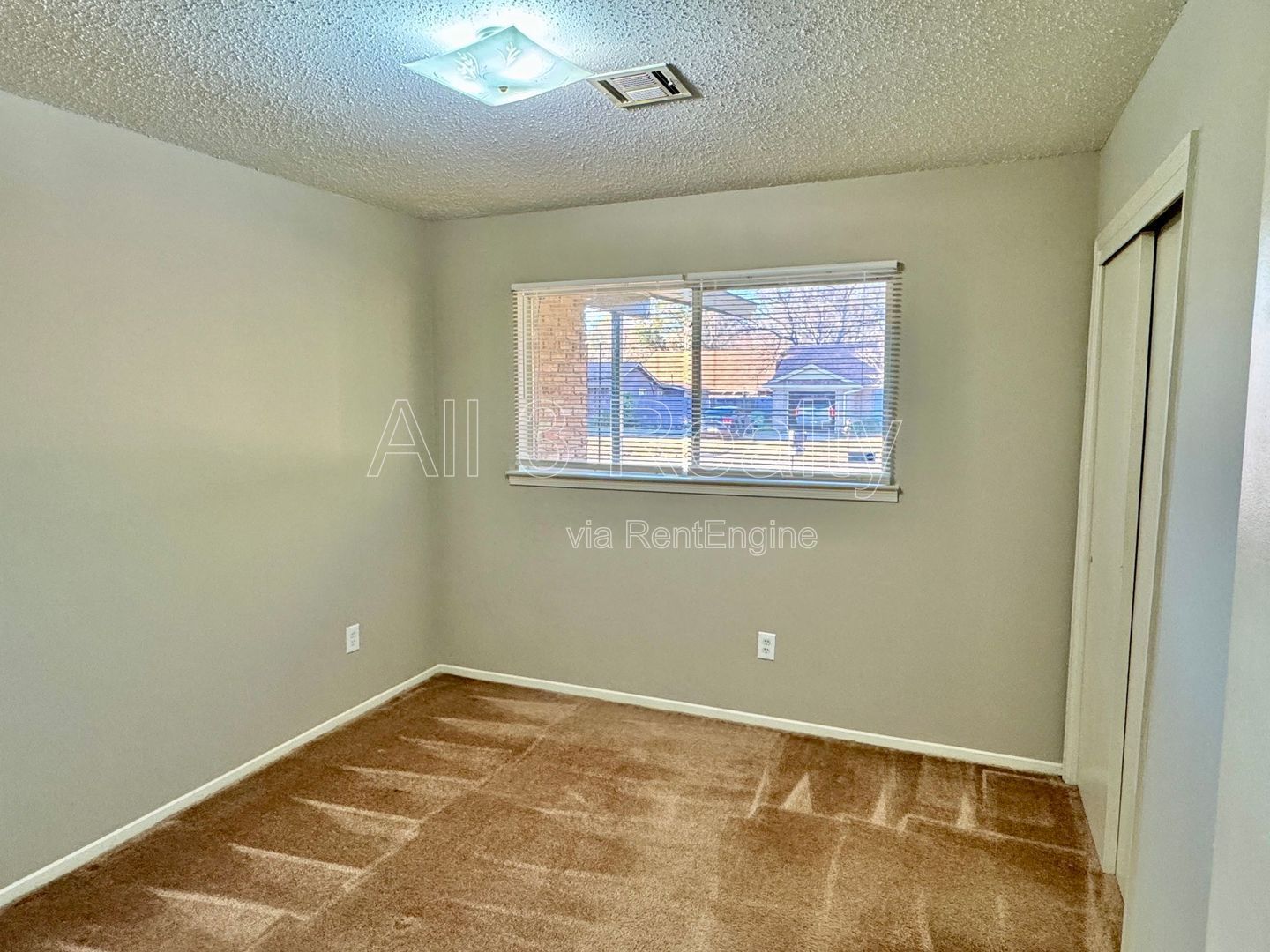 Charming 3-Bedroom Home with Plenty to Enjoy! property image