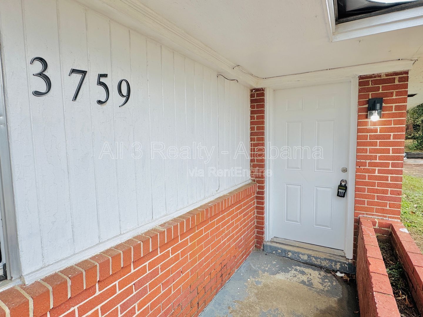 2-Bedroom home is truly move-in ready! property image