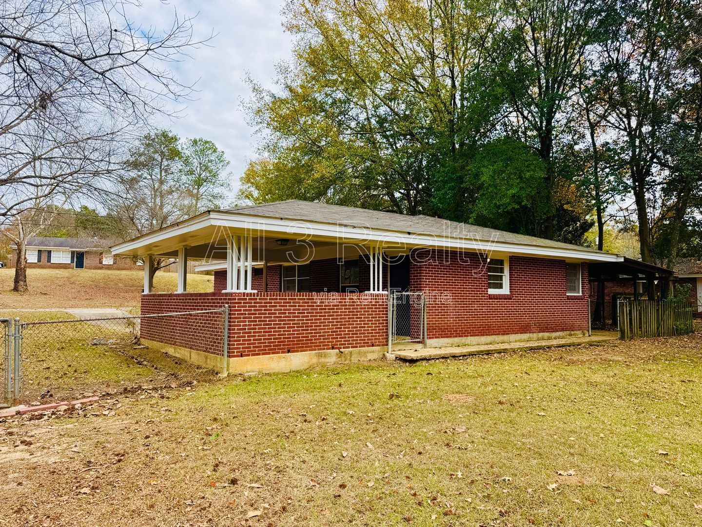 Adorable 3-Bedroom Home in Lakeview Heights property image