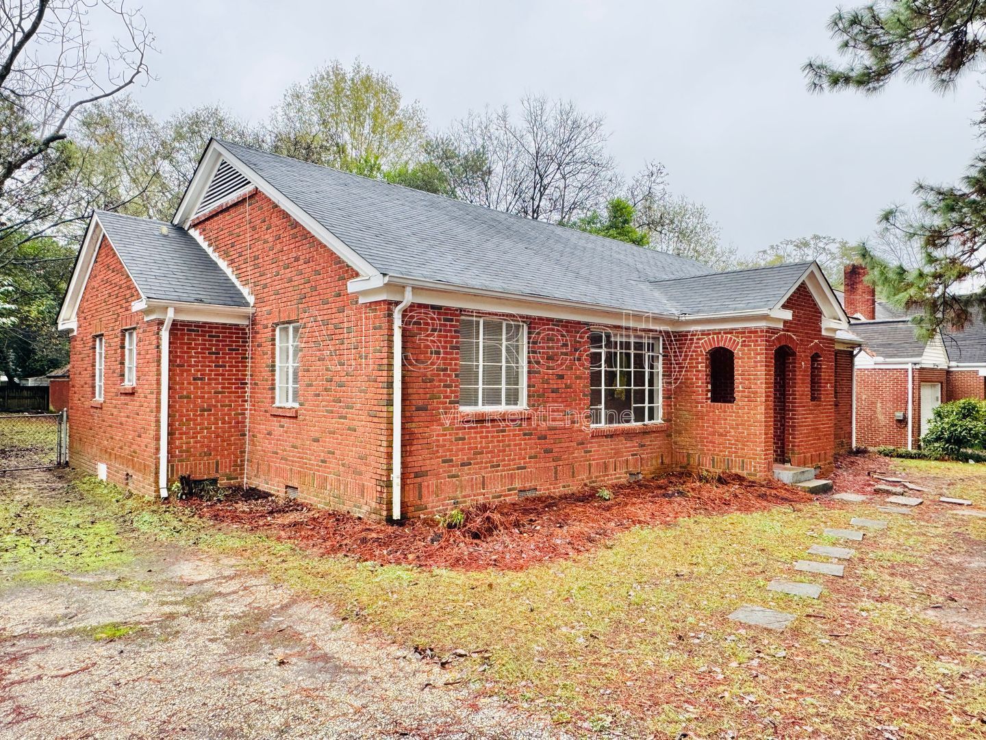 Beautiful 2 Bedroom / 1 Bath property image