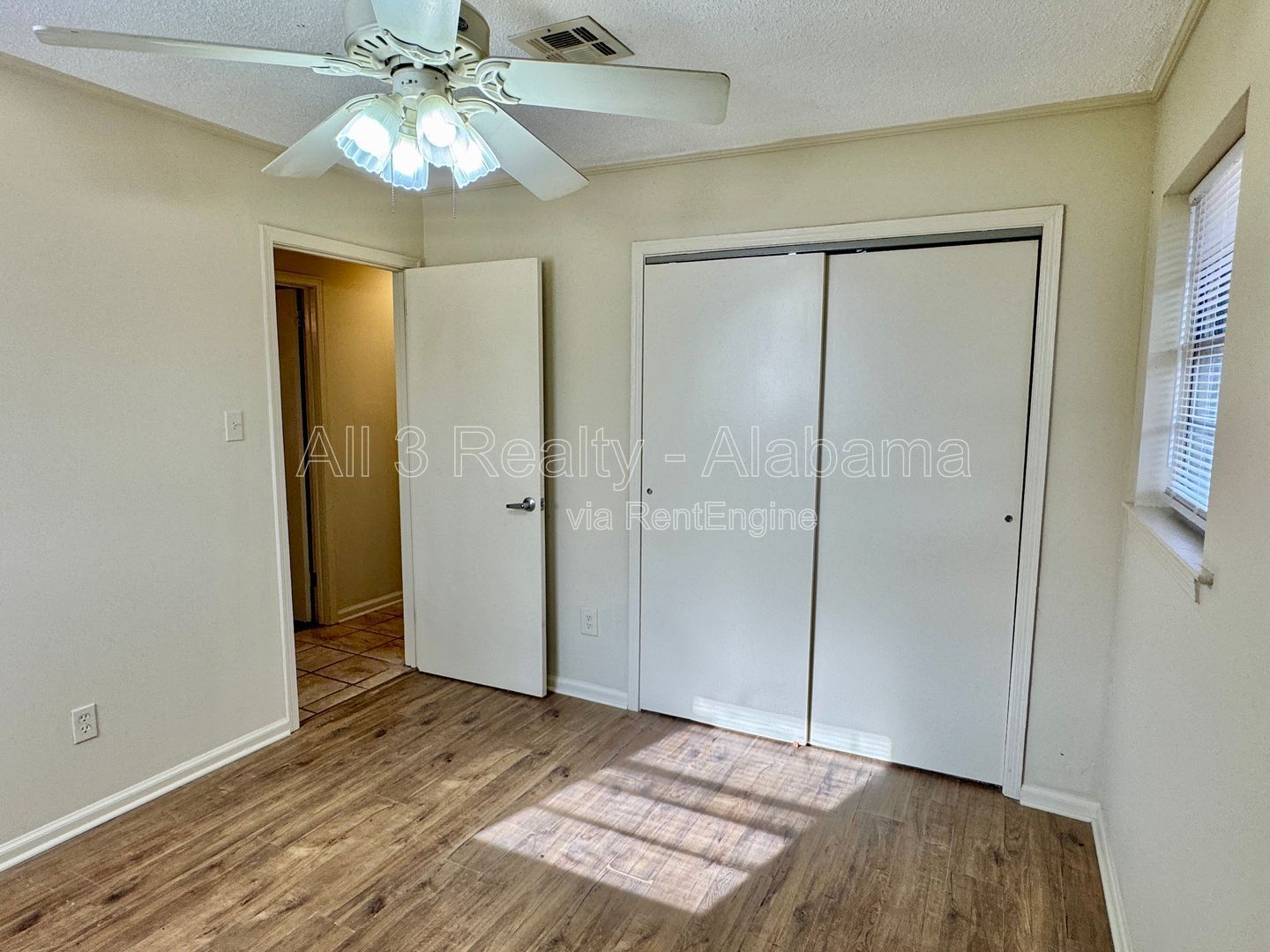 Charming updated 3-bedroom home! property image
