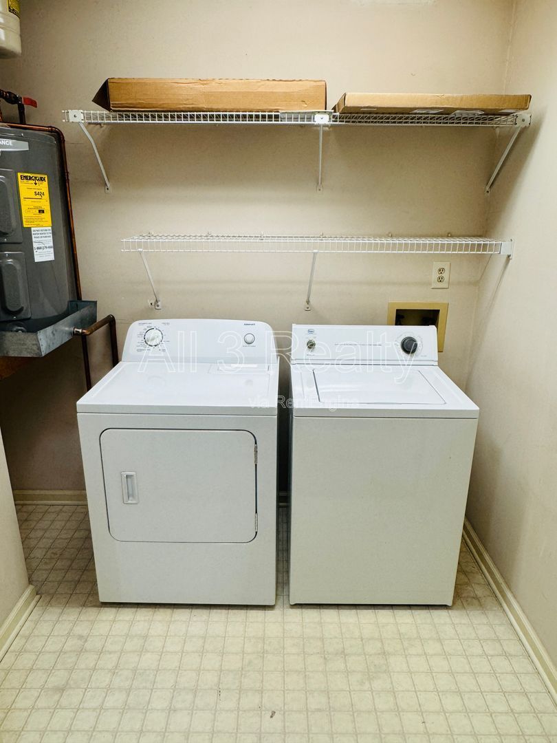 Charming 2-Bedroom Home with Great Curb Appeal! property image