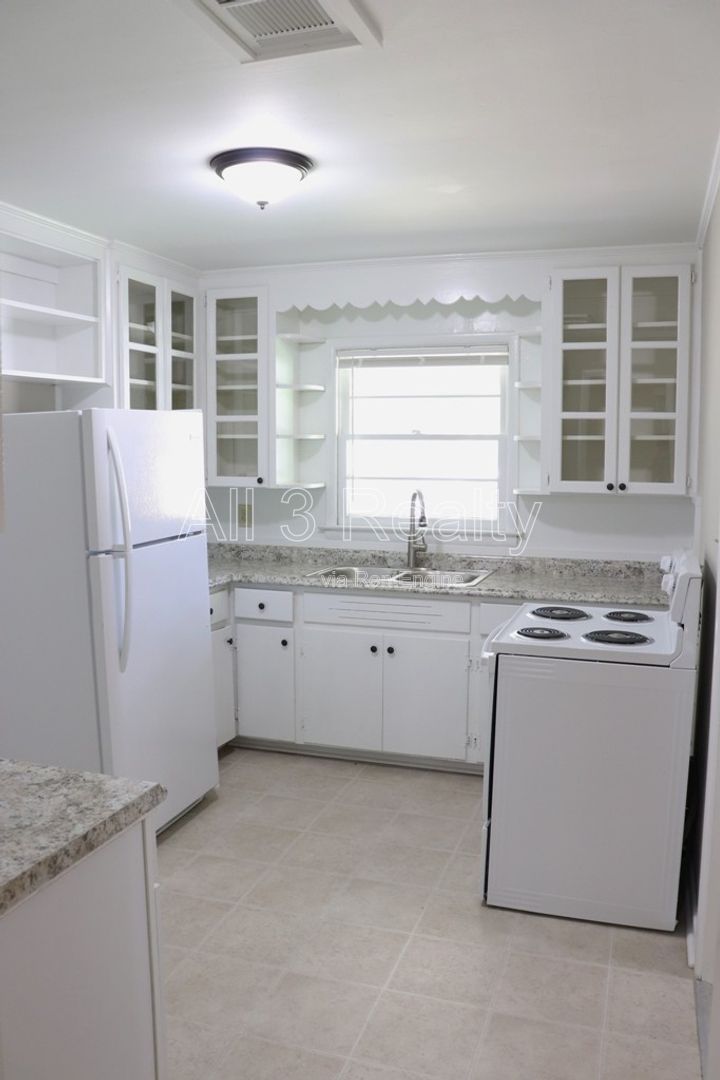 3-Bedroom thats move-in ready and just waiting for you. property image