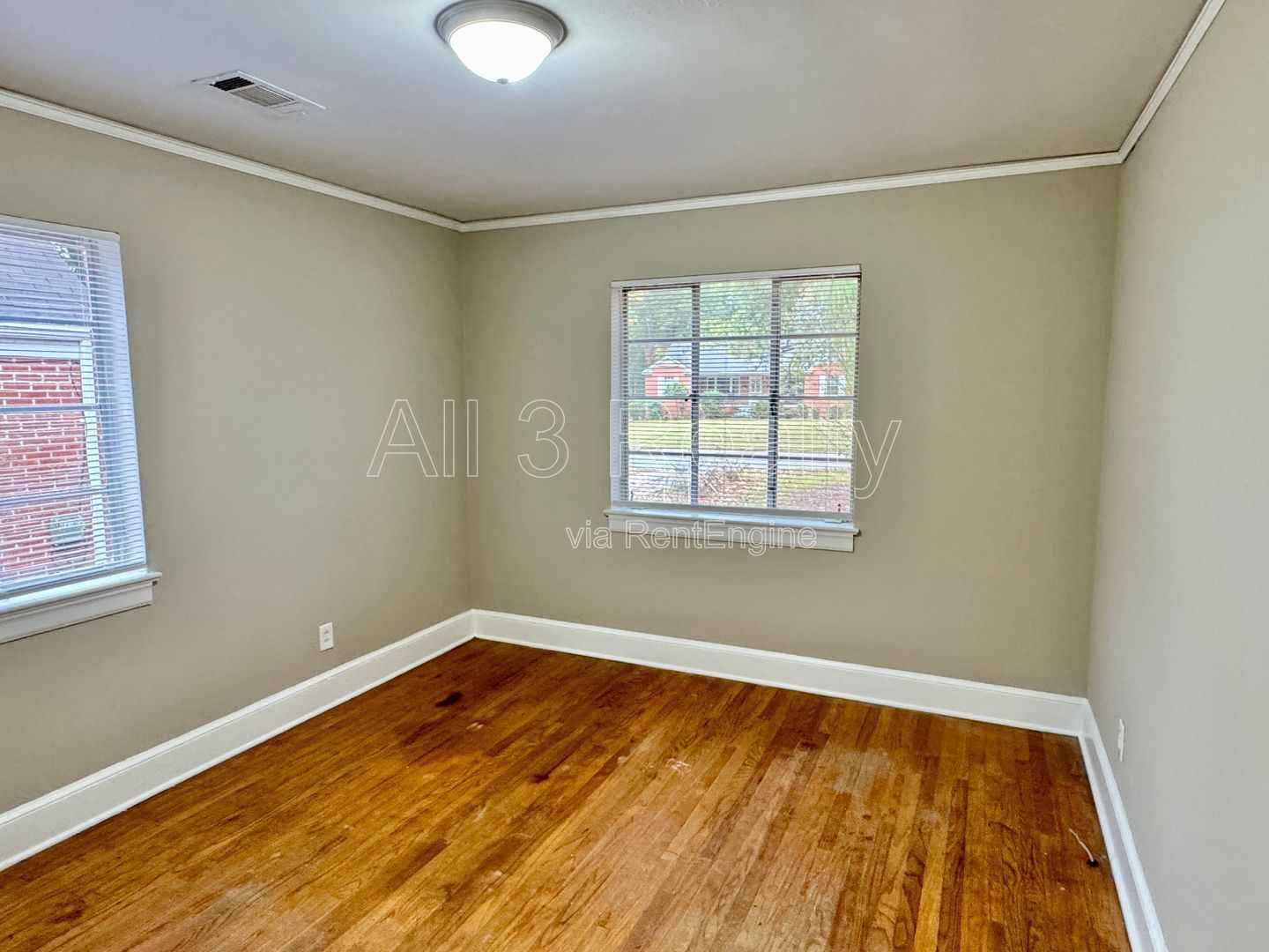 2-Bedroom BEAUTIFUL BRICK DUPLEX!!! property image