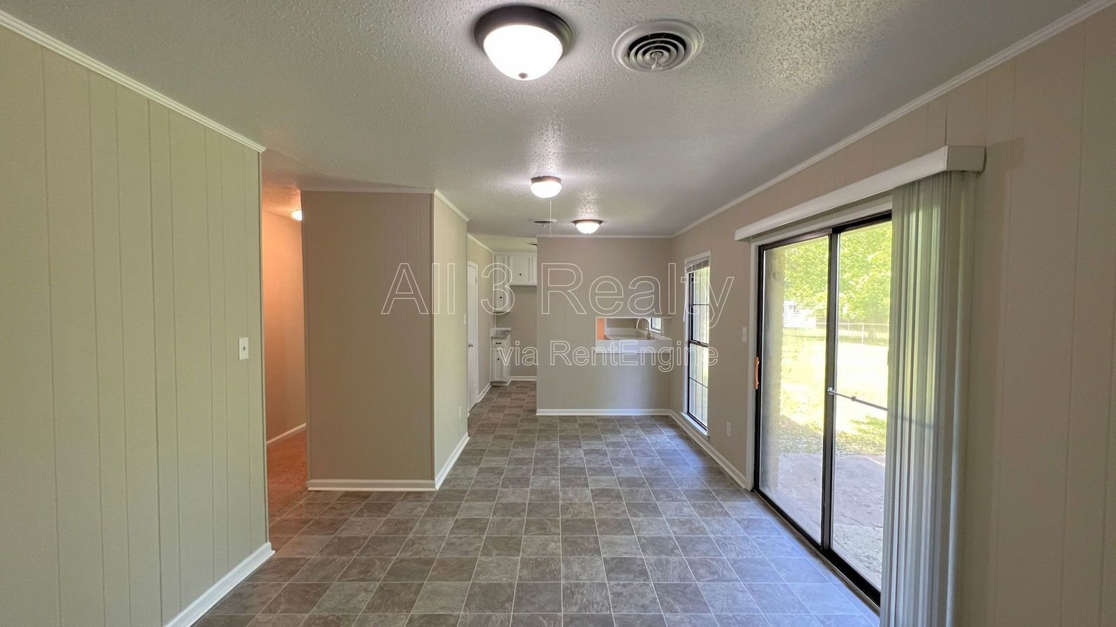 Beautiful 4-bedroom brick home property image