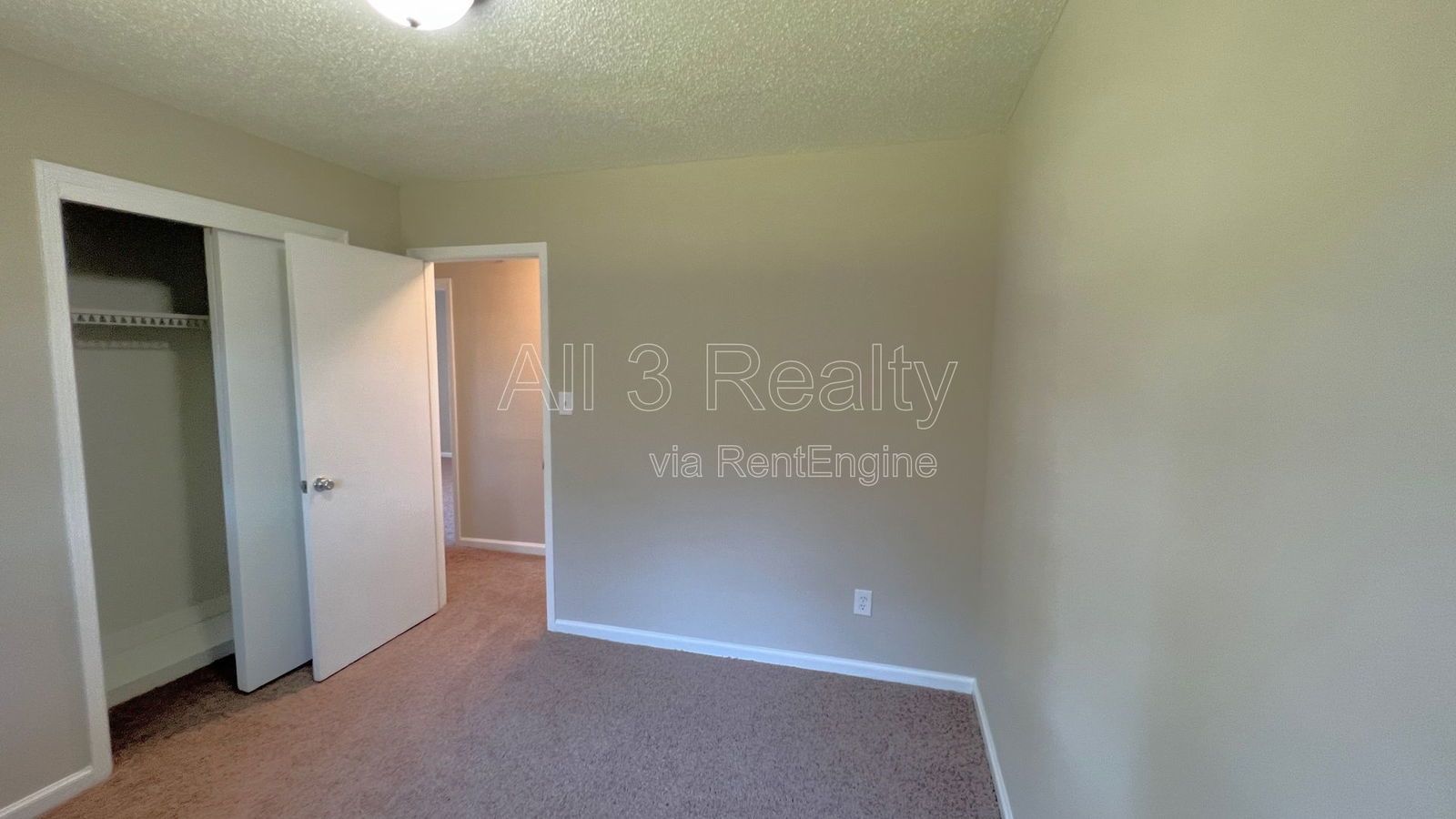 Beautiful 4-bedroom brick home property image