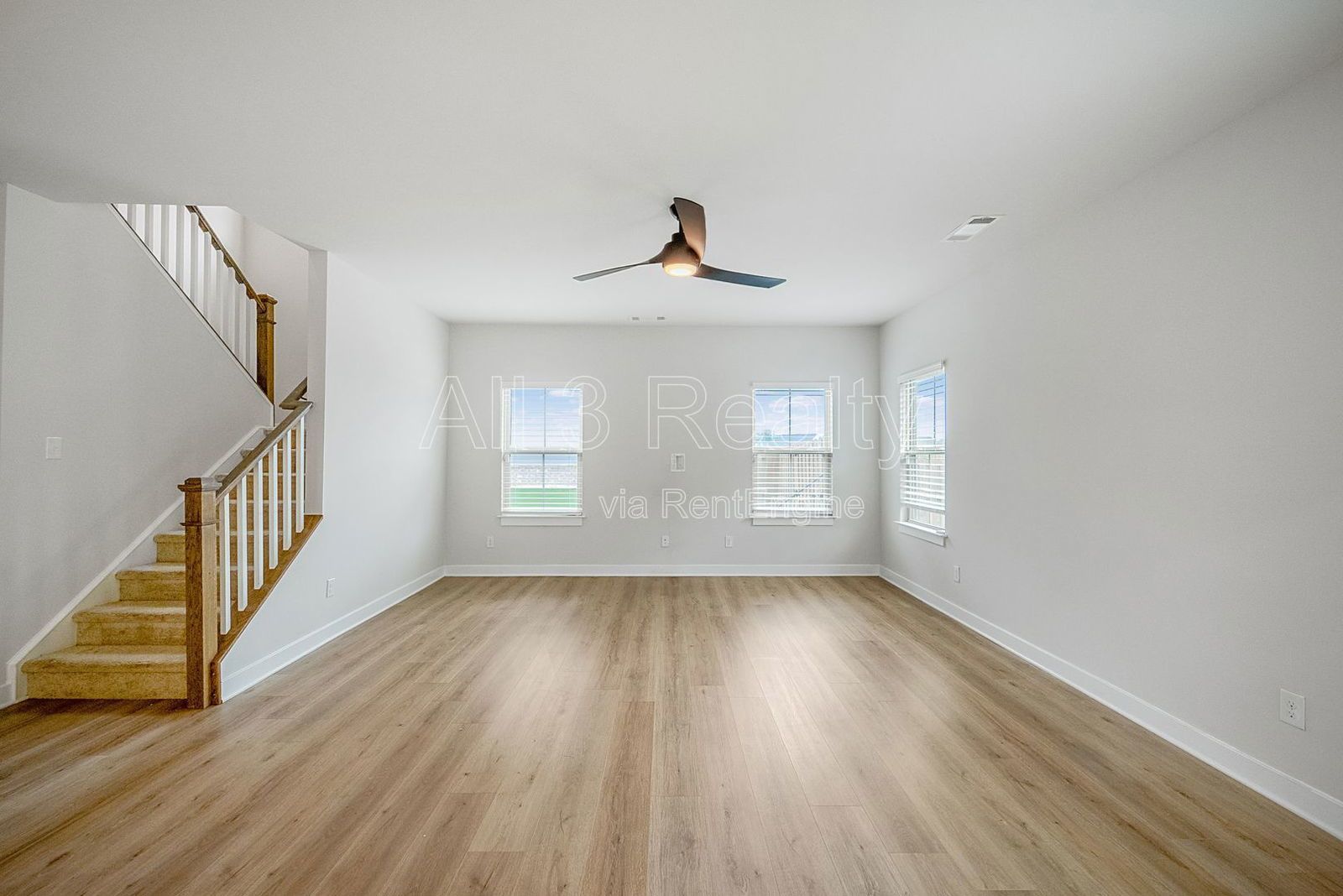 Welcome to this stunning 5-bedroom, 3-bathroom home located in the vibrant community of McDonough, GA. property image