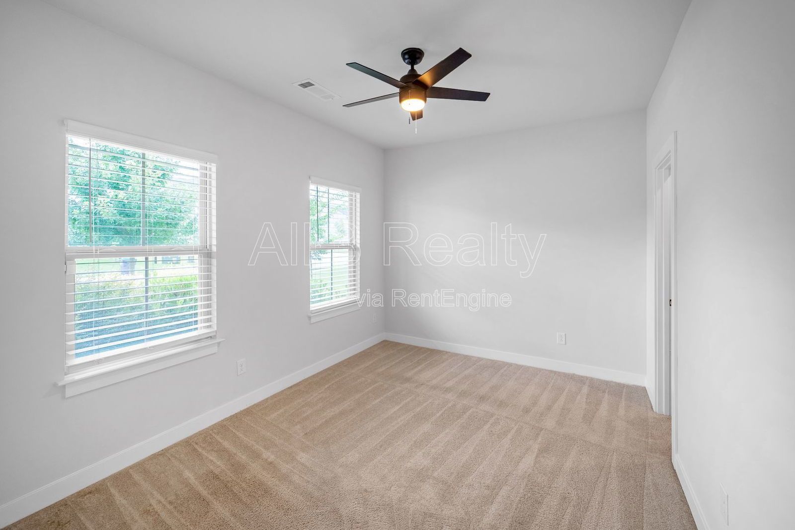 Welcome to this stunning 5-bedroom, 3-bathroom home located in the vibrant community of McDonough, GA. property image