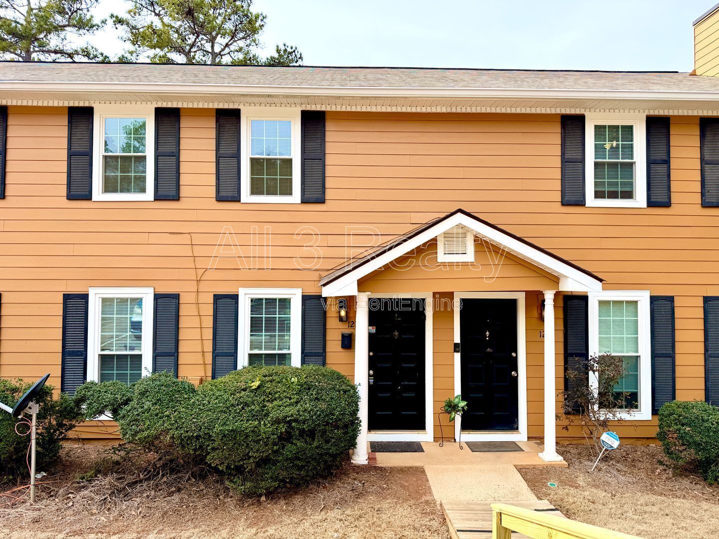 Welcome to this beautifully renovated home located in the charming town of Stockbridge, GA. property image