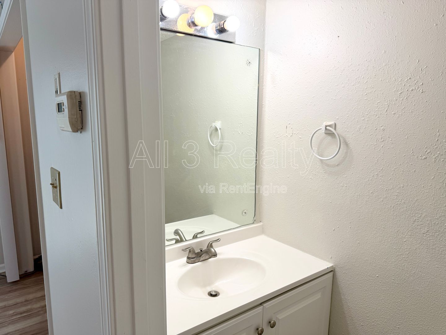 Welcome to this beautifully renovated home located in the charming town of Stockbridge, GA. property image