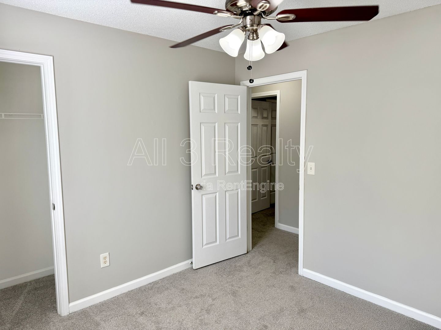 Welcome to this stunning 3-bedroom, 2-bathroom home located in the vibrant community of Villa Rica, GA. property image