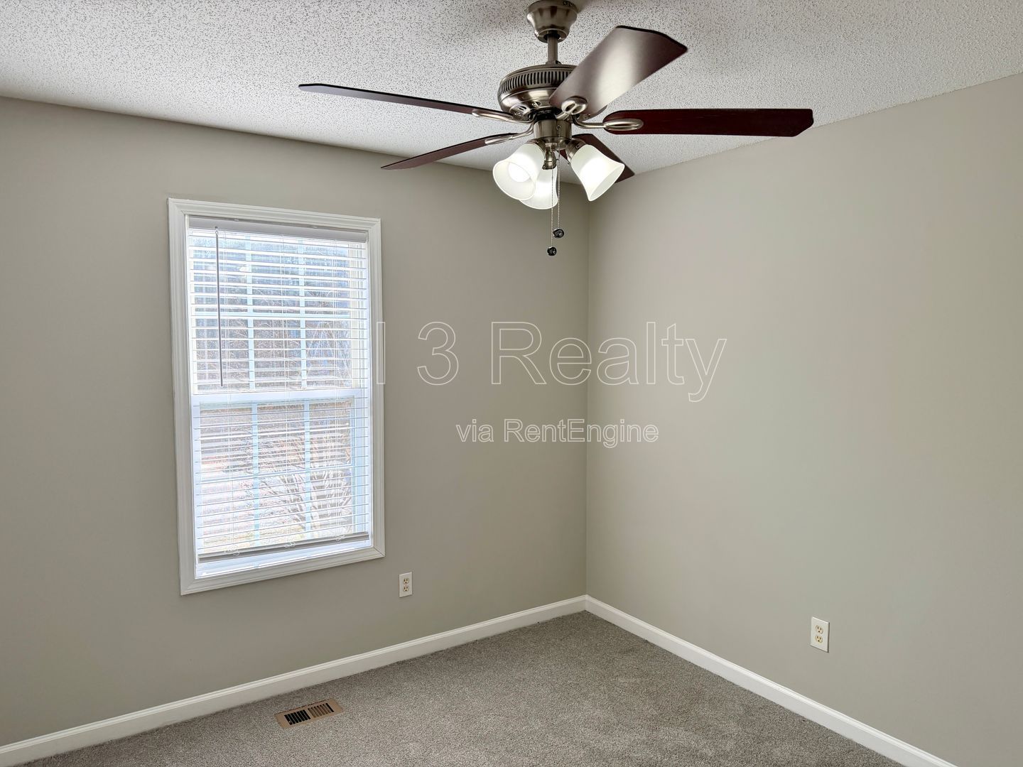 Welcome to this stunning 3-bedroom, 2-bathroom home located in the vibrant community of Villa Rica, GA. property image