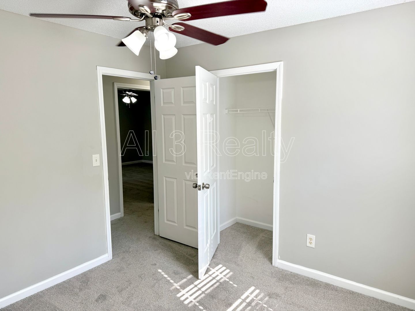 Welcome to this stunning 3-bedroom, 2-bathroom home located in the vibrant community of Villa Rica, GA. property image