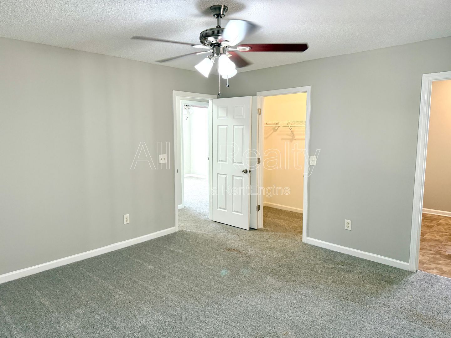 Welcome to this stunning 3-bedroom, 2-bathroom home located in the vibrant community of Villa Rica, GA. property image